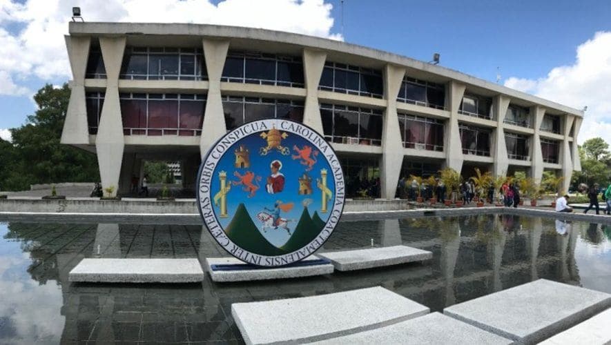 Universidad publica de referencia