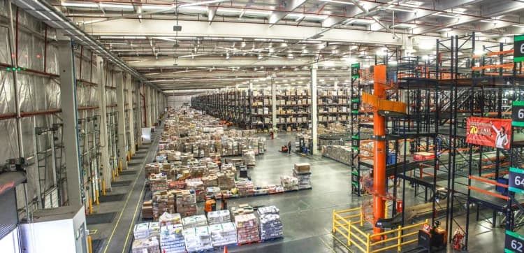 Bodega de distribucion de alimentos